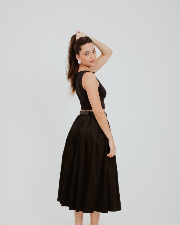 ⁦Black midi skirt⁩ – תמונה ⁦3⁩